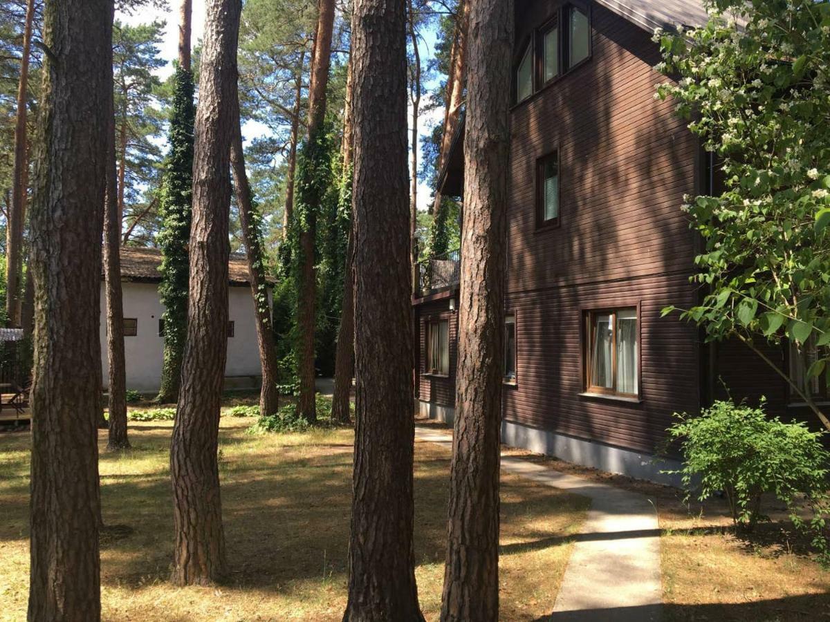 A Large & Cozy Forest Home In The City Perfect For A Getaway Каунас Экстерьер фото